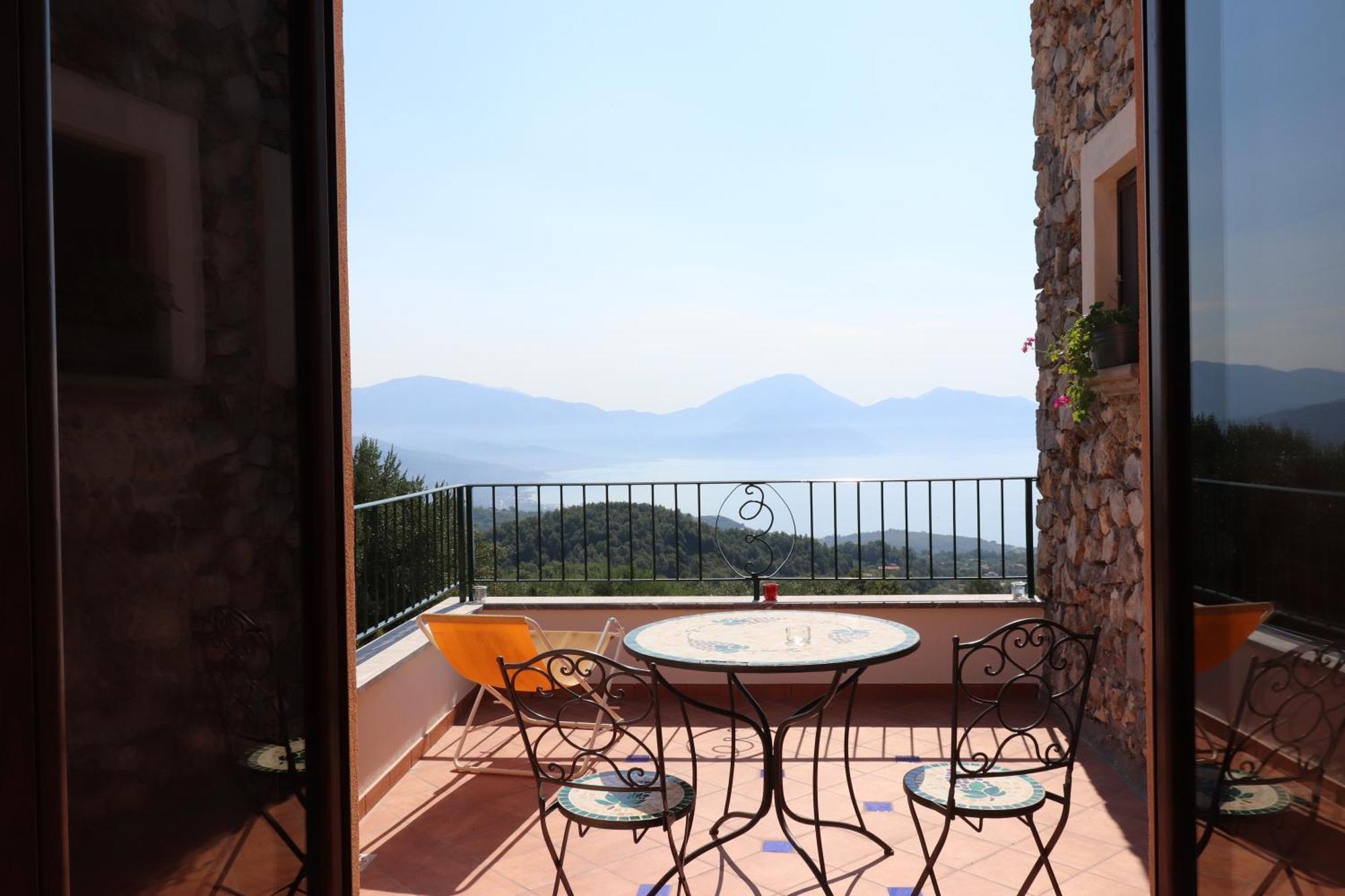 Agrestis Domus Guest House San Giovanni a Piro Bagian luar foto
